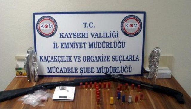 Kayseri'de Kaçak Akaryakıt Ve Esrar Operasyonu