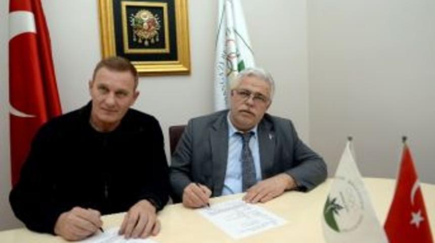 Osmangazi Bayan Hentbol Takımının Başına Masi&ccedil; Getirildi