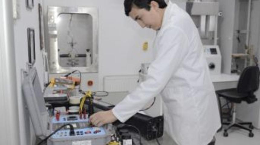 Akreditasyona Sahip Tek &Uuml;niversite Laboratuvarı İau&rsquo;de