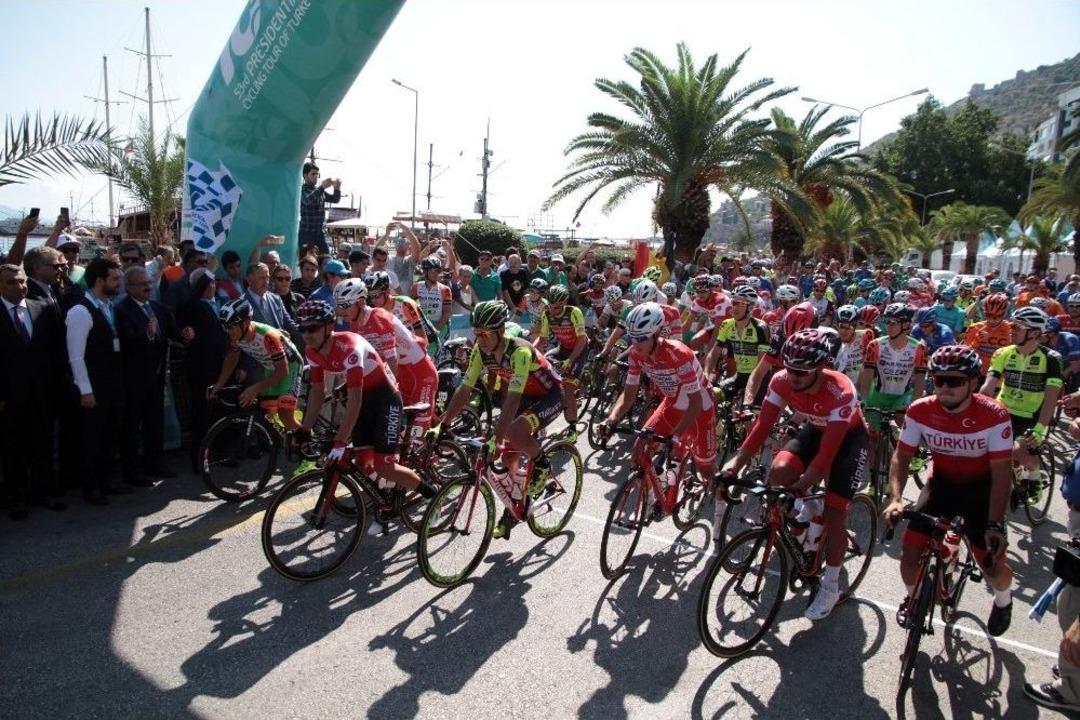 Cumhurbaşkanlığı Bisiklet Turu Alanya&rsquo;da Start Aldı