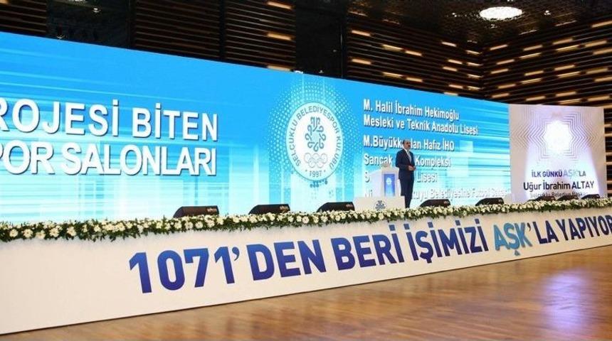 Başkan Altay Spor Yatırımlarını Anlattı