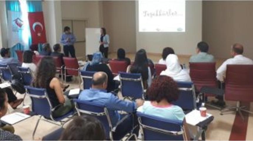 &rsquo;k&uuml;&ccedil;&uuml;k Yaşta Su&ccedil; İşleyen &Ccedil;ocuklar Sorunu&rsquo; Mersin&rsquo;de Masaya Yatırıldı