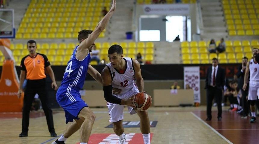 Baron’un İlk Maçta Yıldızı Parladı