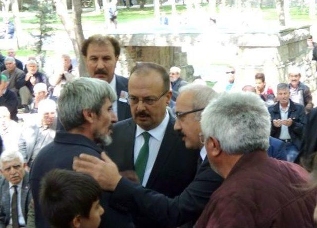 Kaza Kurşunuyla Şehit Olan Asker, Konya'da Toprağa Verildi