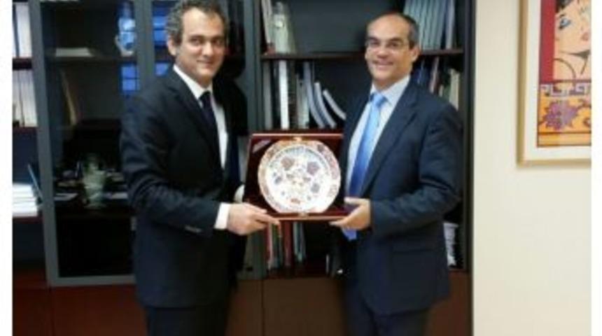 Mahmut Özer İspanya’da Temaslarda Bulundu