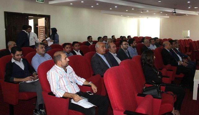 Dış Ticaret Bilgilendirme Semineri Düzenlendi