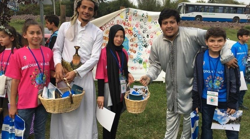 Kartepe&rsquo;den D&uuml;nyaya Atılan Barış &Ccedil;ığlığı