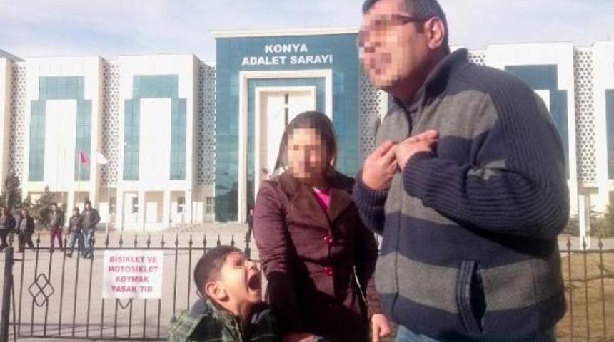 Adliye &Ouml;n&uuml;nde 5 Yaşındaki &Ccedil;ocuğun, 'baba Bizi Bırakma' Feryadı