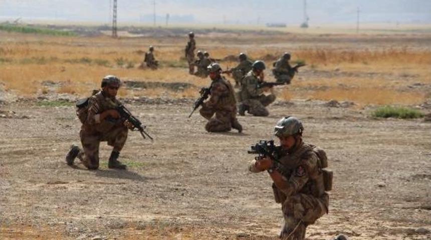 Tatbikatta Askerler Senaryo Gereği 'kritik Tesisleri' Ele Ge&ccedil;irdi