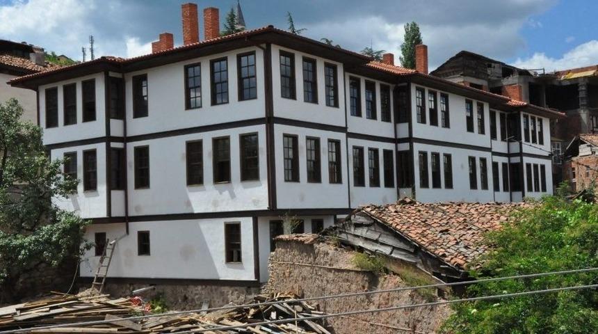 Kastamonu Belediyesi, Tescilli Binaların Restorasyonu İ&ccedil;in Harekete Ge&ccedil;ti