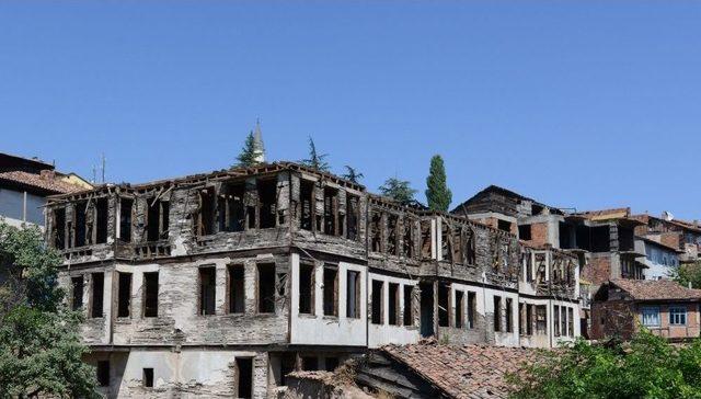 Kastamonu Belediyesi, Tescilli Binaların Restorasyonu İçin Harekete Geçti