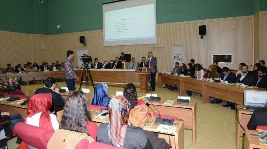 Konya B&uuml;y&uuml;kşehir Belediyesi Gen&ccedil;lerin Yanında