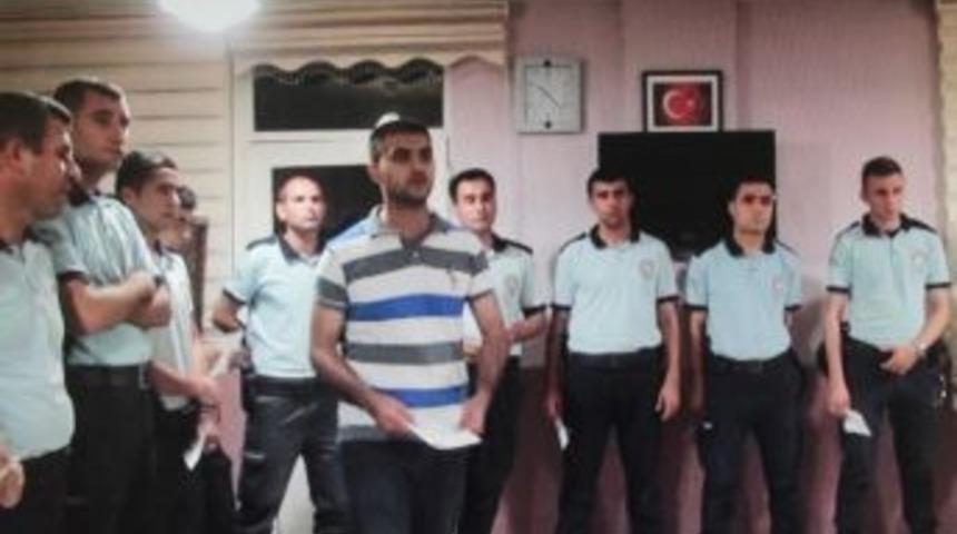 Polislerin Sıraya Dizilmesi Davası