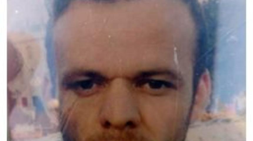 Başakşehir&rsquo;de Yabancı Uyruklu 16 Kişinin Kaldığı Eve Bı&ccedil;aklı Kavga: 1 &Ouml;l&uuml;