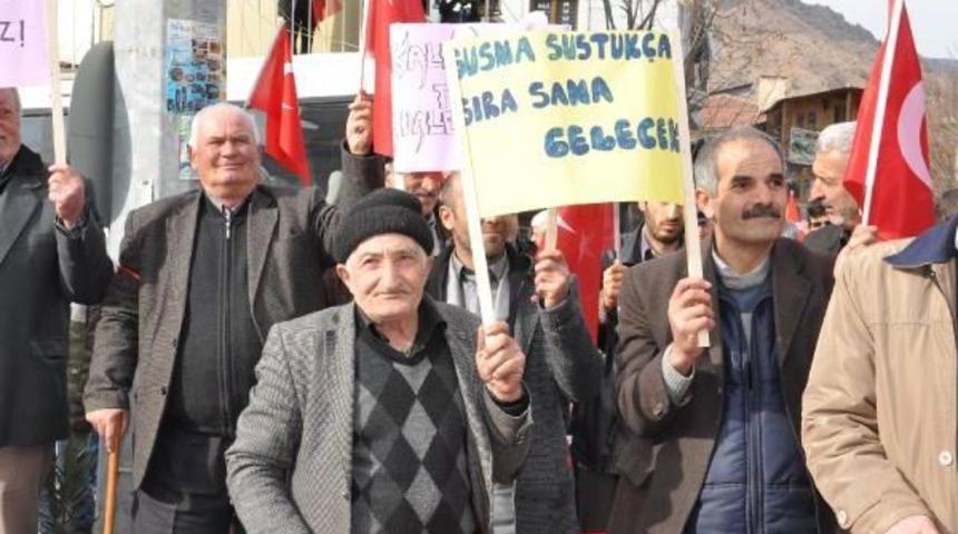Sular Altında Kalacak Yusufeli&rsquo;Nde Tepki Mitingi