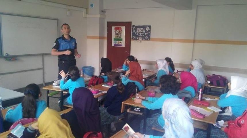 &ldquo;&ccedil;ocuklar İ&ccedil;in Temel G&uuml;venlik Kuralları&rdquo; Başlıklı Broş&uuml;rler Dağıtıldı