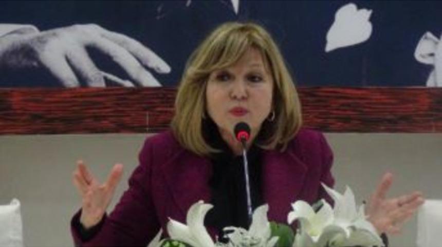 Chp'li Serter: "atat&uuml;rk&ccedil;&uuml; Eğitim Değerlerinden Ayıklanışı Izliyoruz"