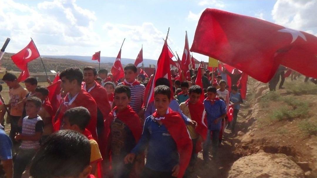 Suriye Sınırında İdlib Operasyonuna Destek Y&uuml;r&uuml;y&uuml;ş&uuml;