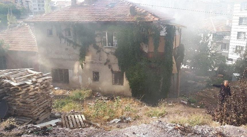 Başkentte Gecekondu Yangını