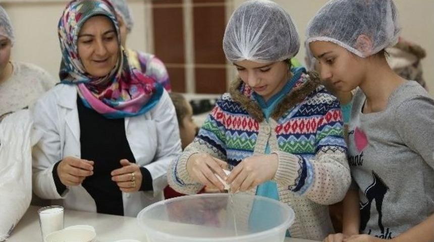 Gen&ccedil; Kaymek &Ouml;ğrencileri Aş&ccedil;ı Oldu