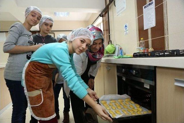 Genç Kaymek Öğrencileri Aşçı Oldu