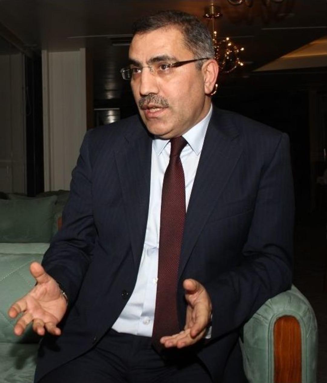 Suistimalci M&uuml;lteciler Nedeniyle &ldquo;koordinasyonlu Yardım&rdquo; &Ccedil;ağrısı