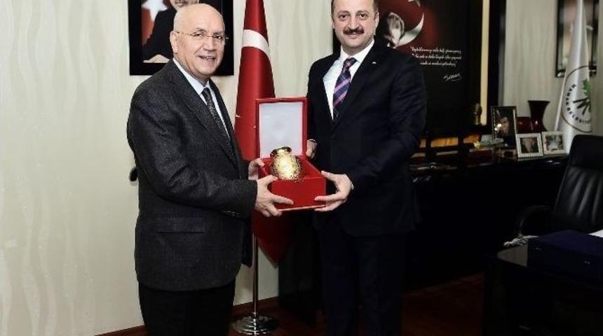 Mamak Belediye Başkanı Akg&uuml;l, Başkan Yaşar&rsquo;ı Ağırladı