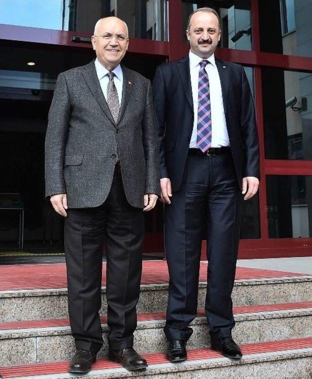 Mamak Belediye Başkanı Akgül, Başkan Yaşar’ı Ağırladı