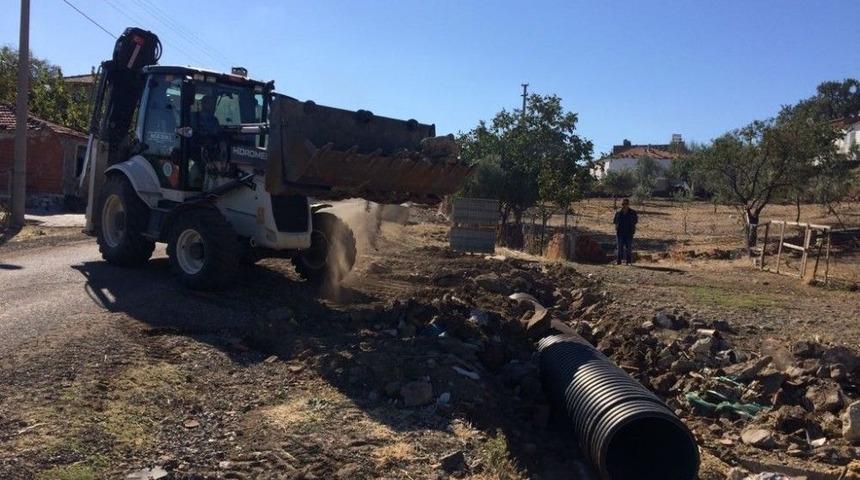 Manisa İl&ccedil;elerinde Altyapı &Ccedil;alışmaları Hız Kazandı