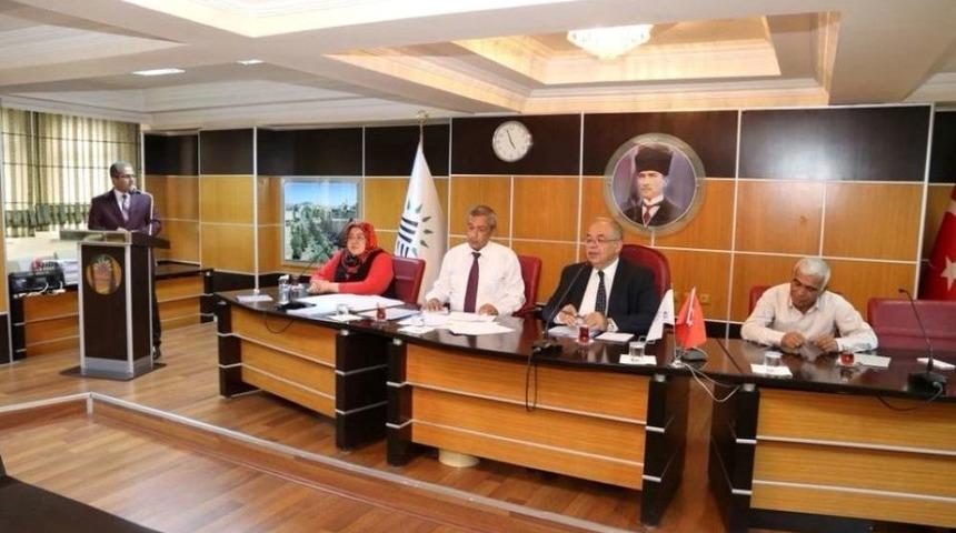 &Uuml;niversite &Ouml;ğrencileri Belediye Meclis Toplantısına Katıldı