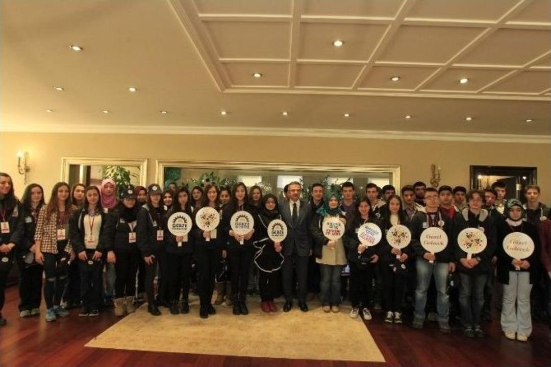 41 Gen&ccedil; Protokol Turunda