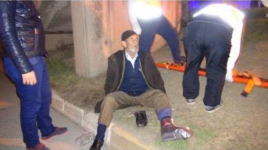 Kocaeli&rsquo;de &Uuml;st Ge&ccedil;idi Kullanmayan Yaşlı Adama Ara&ccedil; &Ccedil;arptı