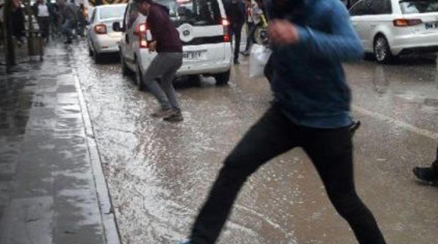 Elazığ'da Yağmur Etkili Oldu