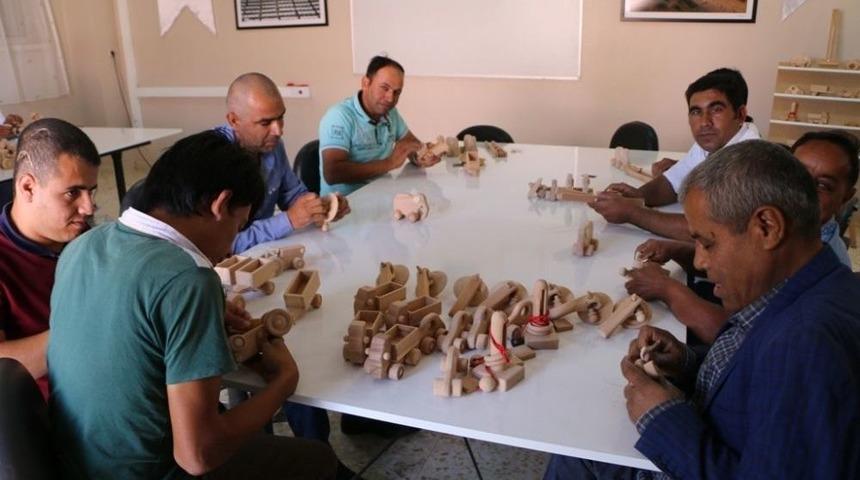 &Ccedil;ocukların Oyuncağı Harranlı Engellilerden