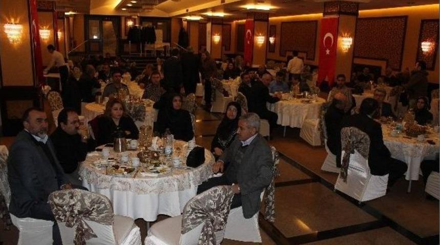 B&uuml;ro Memur-sen Yetimlere Sahip &Ccedil;ıktı