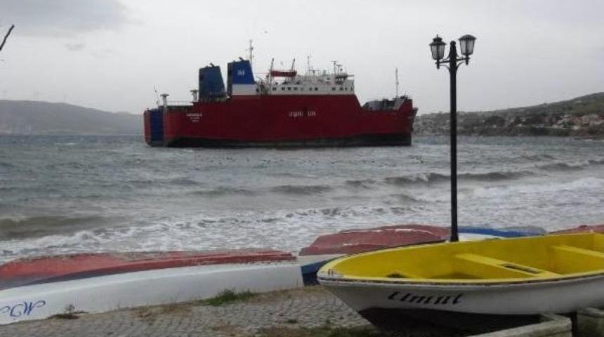 Fırtına Ro-Ro Gemisini Karaya Oturuttu