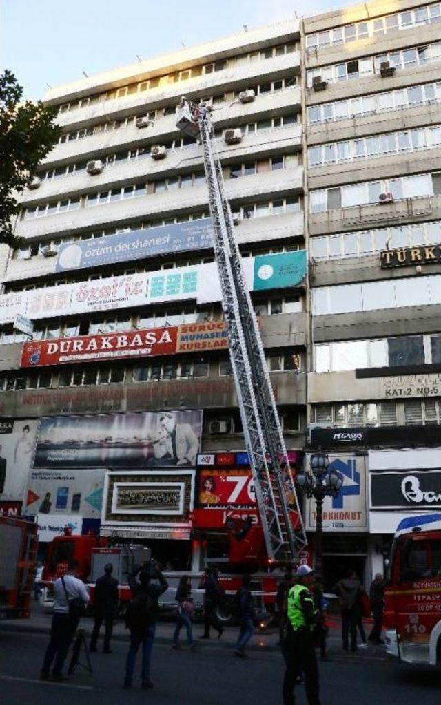 Başkent&rsquo;te Korkutan Yangın 2