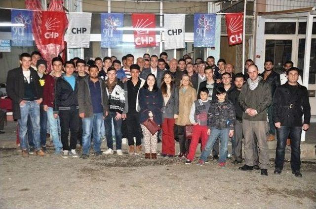 Chp İzmir Gençleri Bölge Toplantılarına Başladı