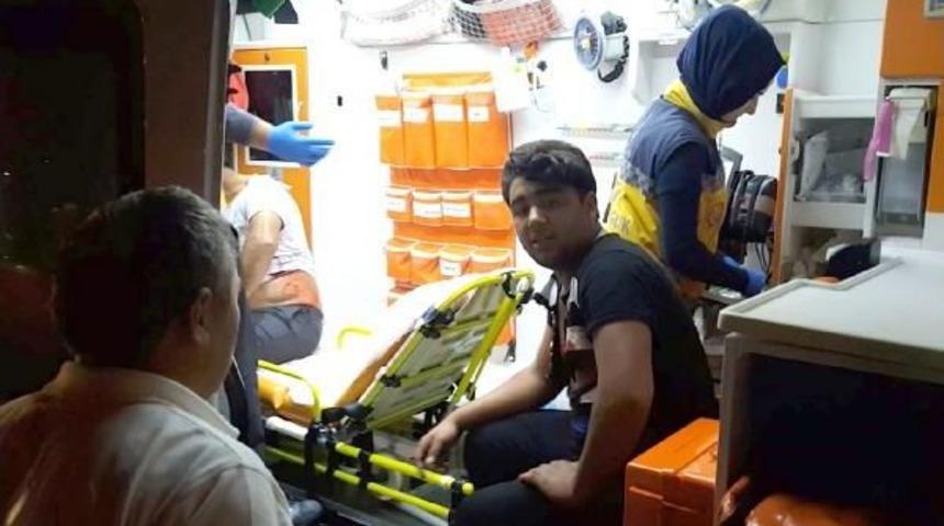 Zonguldak'ta D&uuml;ğ&uuml;nde Bı&ccedil;aklı Kavga: 2 Yaralı