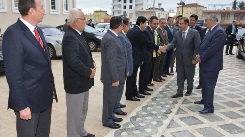 Vali T&uuml;rker D&ouml;şemealtı&rsquo;nda