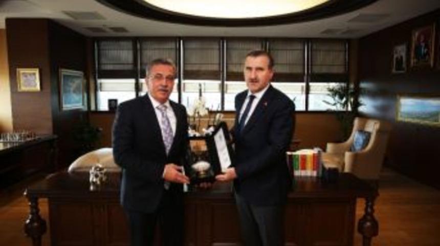 Başkan Çetin’den Spor Bakanı Osman Aşkın Bak’a Ziyaret