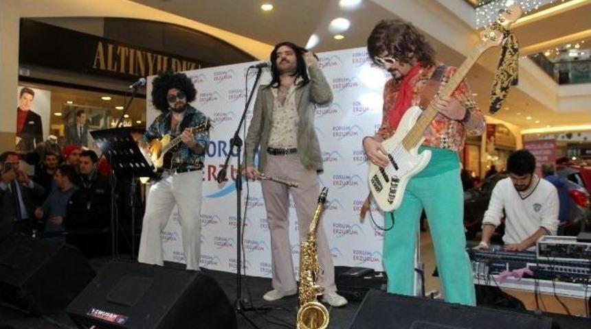 Forum Erzurum Avm&rsquo;de Retrob&uuml;s Konseri