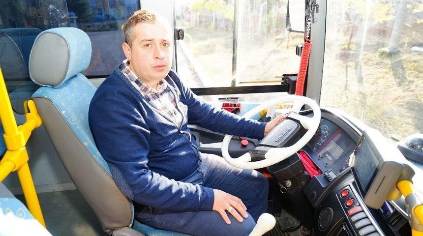 (&ouml;zel Haber) Otob&uuml;ste Fenalaşan Kadını Hastaneye Yetiştiren Şof&ouml;r Konuştu: