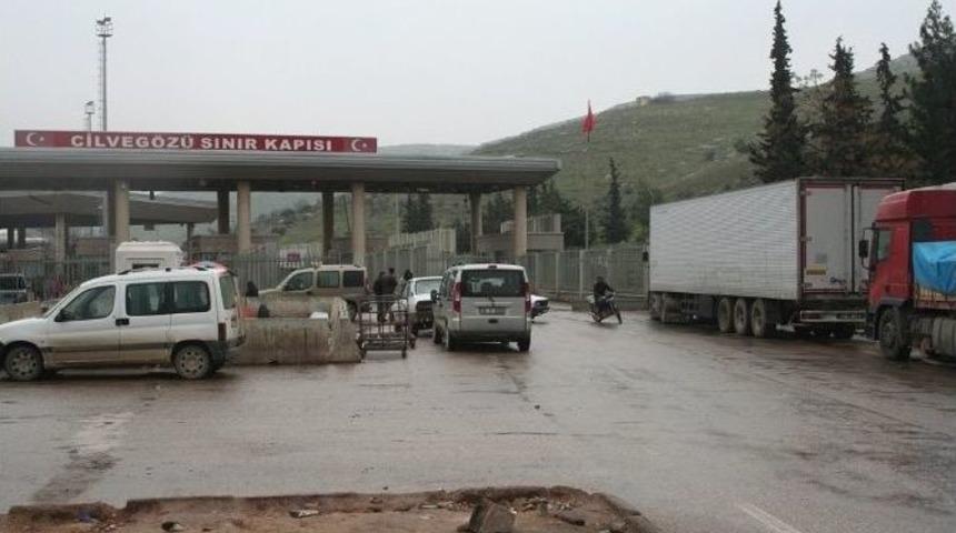 Askere Ateş A&ccedil;an Suriyeli Tutuklandı