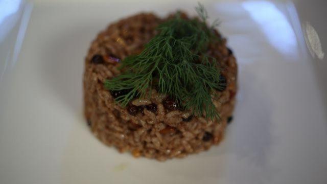 Tavuk suyuna iç pilav nasıl yapılır?