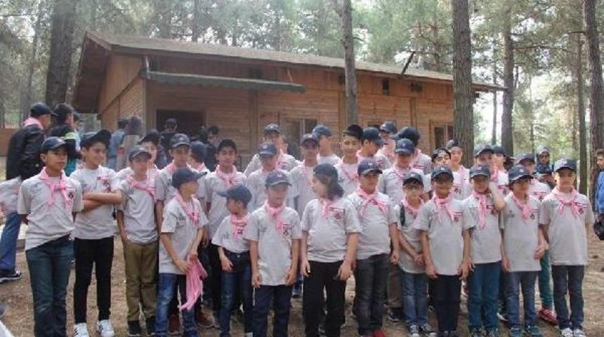 T&uuml;rk Ve Suriyeli &Ccedil;ocuklar Izcilik Kampında Buluştu