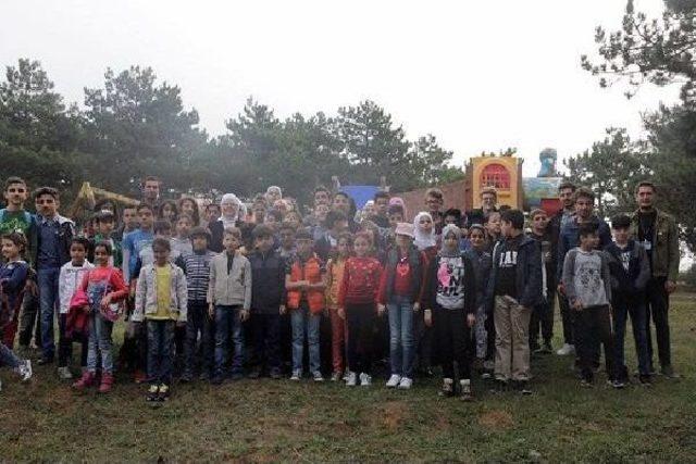 Türk Ve Suriyeli Çocuklar Izcilik Kampında Buluştu