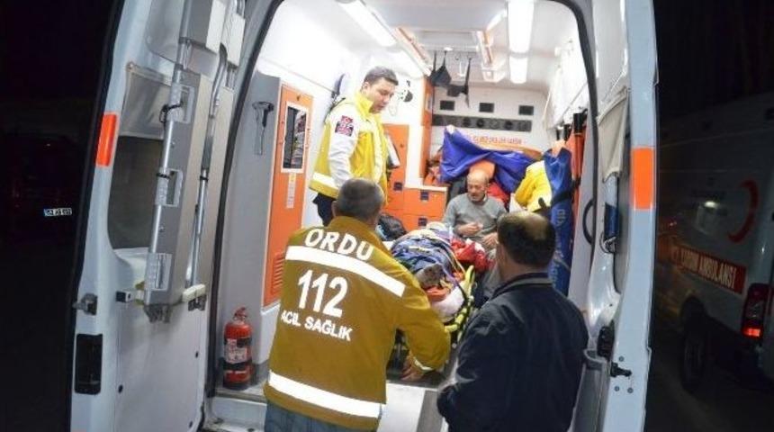 Fatsa&rsquo;da Trafik Kazası: 3 Yaralı