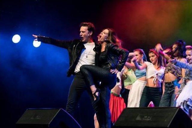 &ldquo;Broadway&rsquo;Den İstanbul&rsquo;A M&uuml;zikaller&rdquo;&nbsp;11 Yıl Aradan Sonra Seyirciyle Buluştu 2