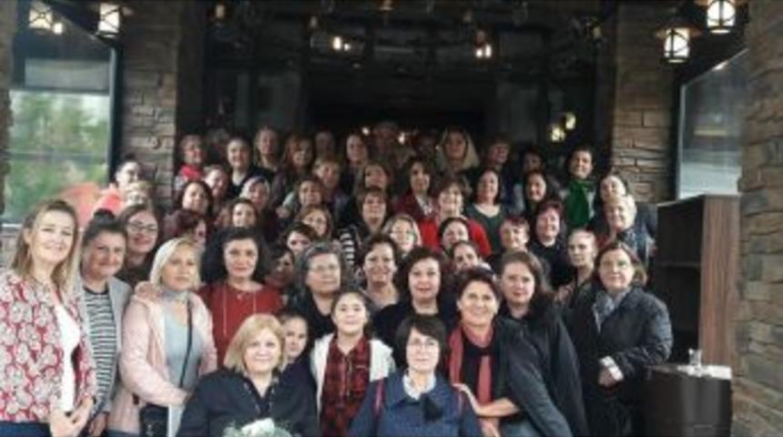 Hastane &Ccedil;alışanları Ve Emekliler Kahvaltıda Buluştu